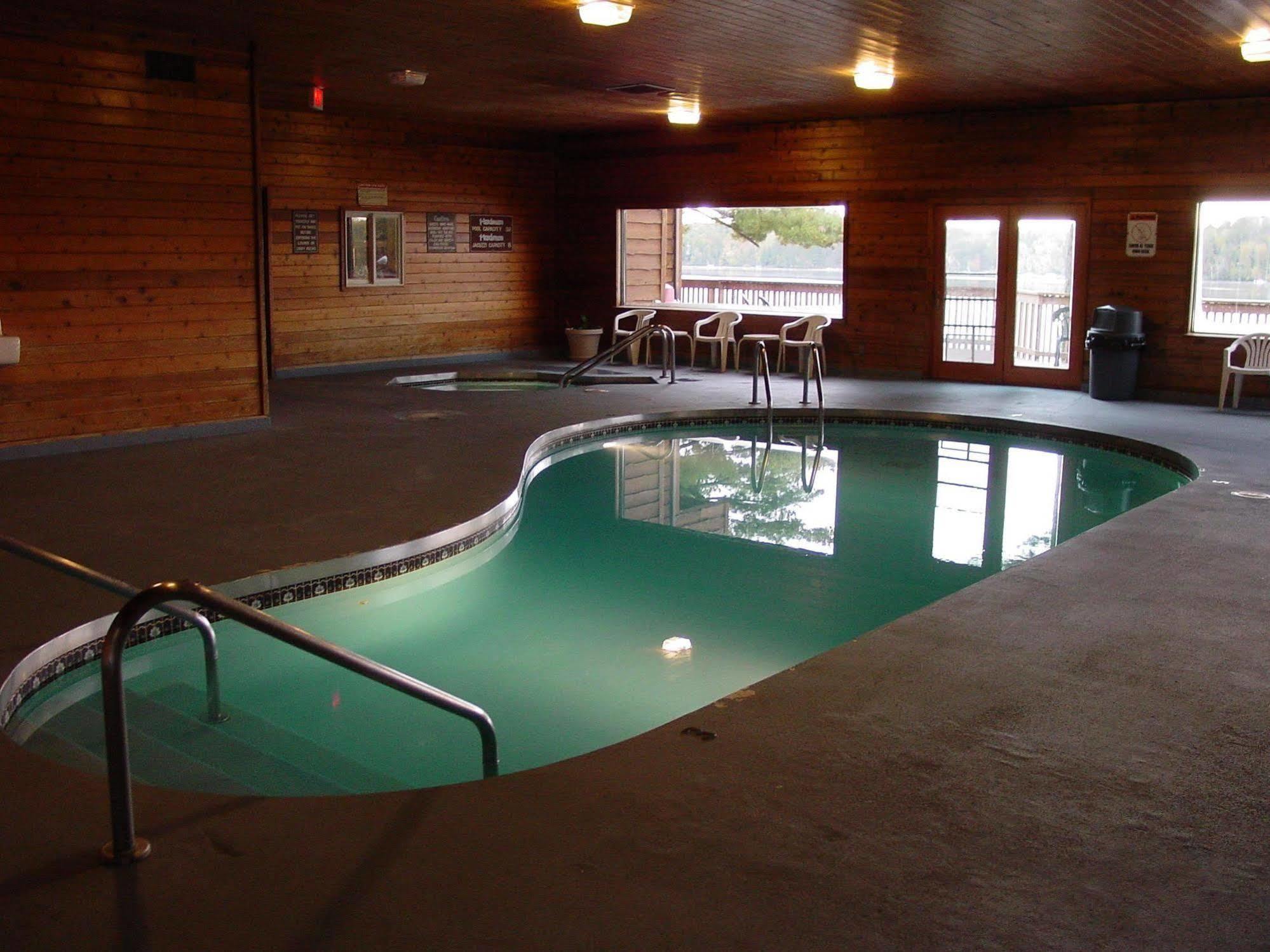 St. Croix Inn Solon Springs 외부 사진